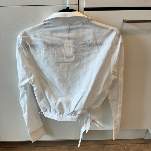 KOOKAI Cropped, Tie Long-Sleeve Top - Picture 3 of 3